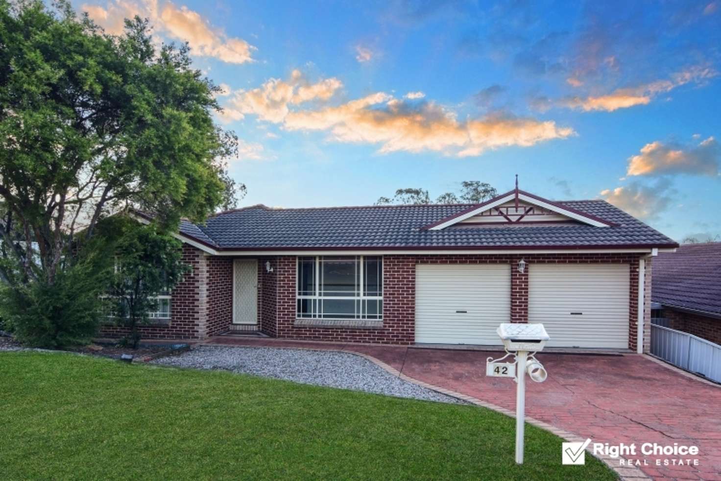 Main view of Homely house listing, 42 Scarborough Circuit, Albion Park NSW 2527