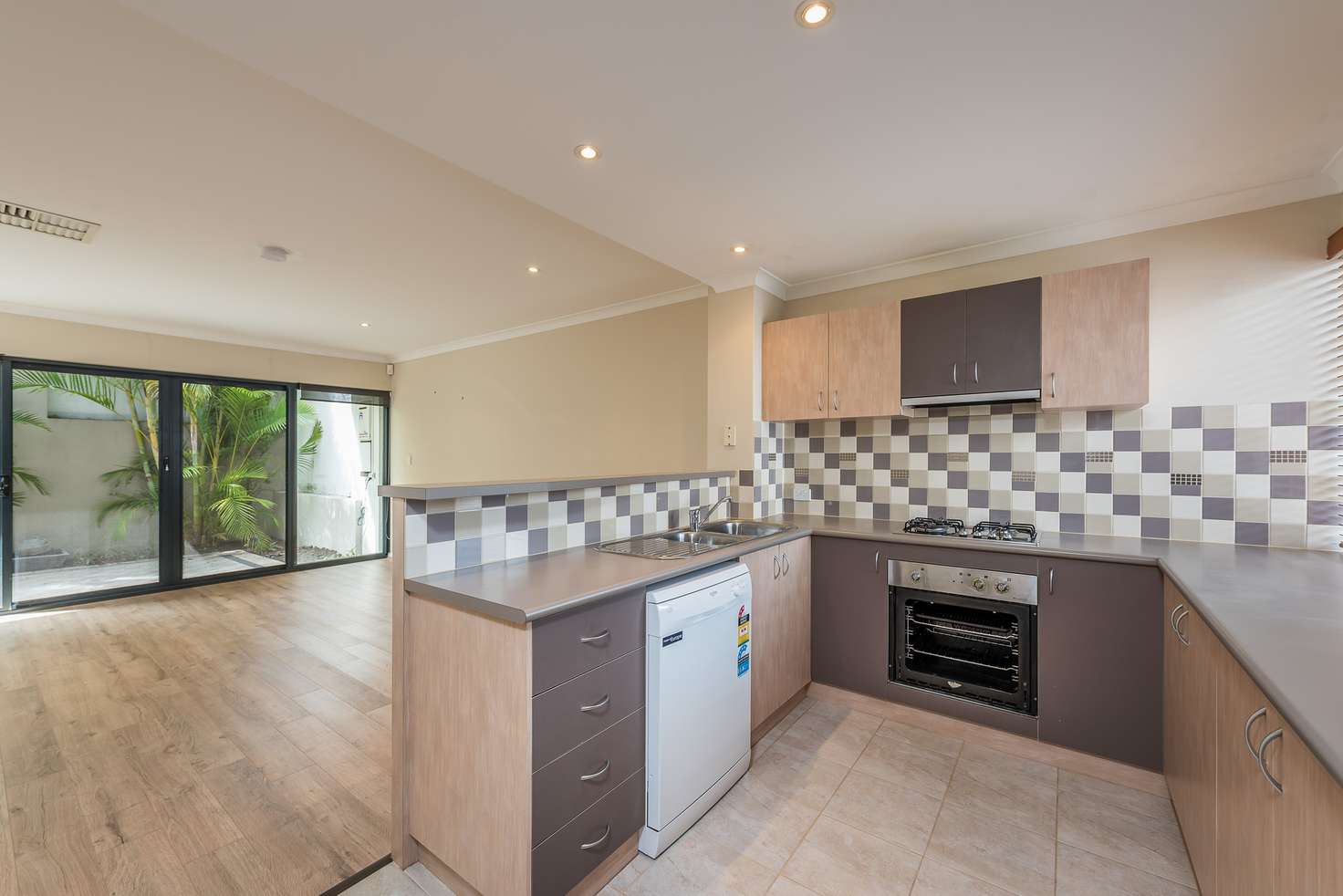 Main view of Homely unit listing, 5/318 Oxford Street, Leederville WA 6007