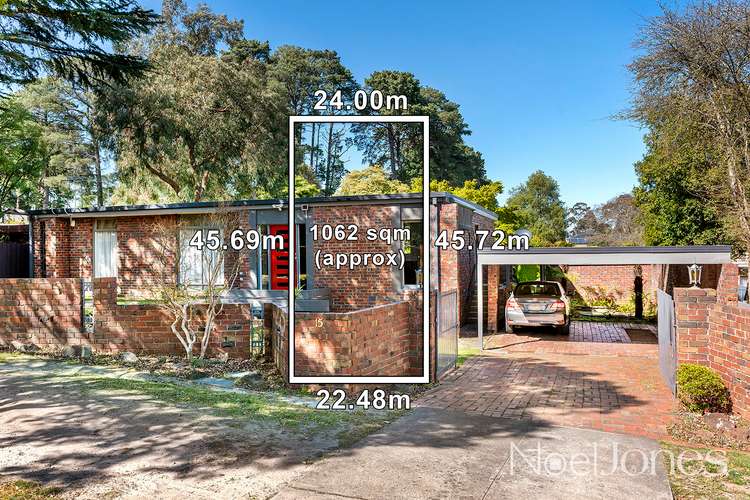 15 Unsworth Road, Ringwood North VIC 3134