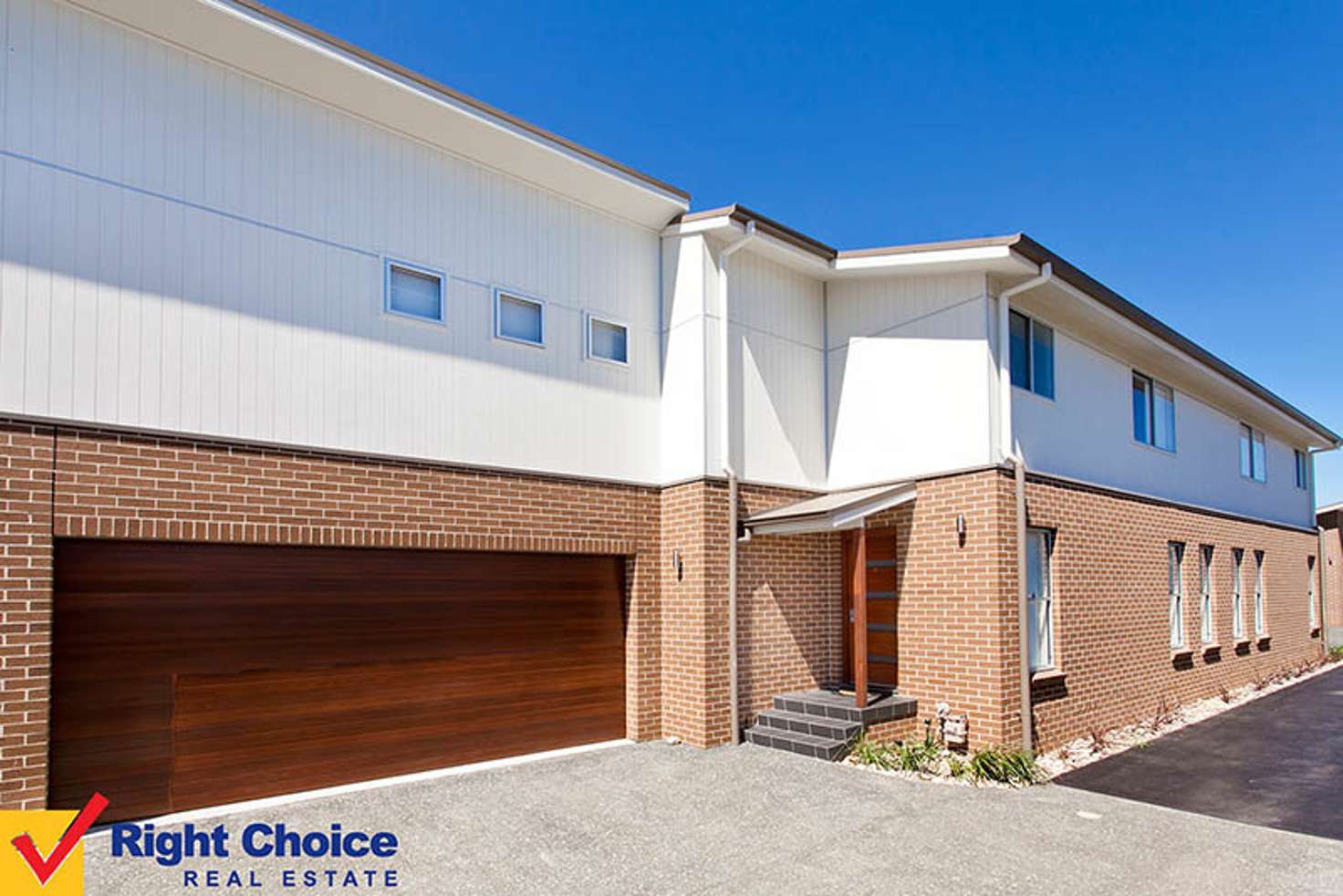 Main view of Homely townhouse listing, 2/29 Addison Avenue, Lake Illawarra NSW 2528