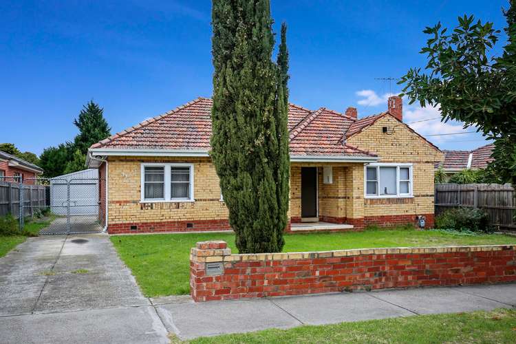 Second view of Homely house listing, 33 Broadhurst Avenue, Reservoir VIC 3073