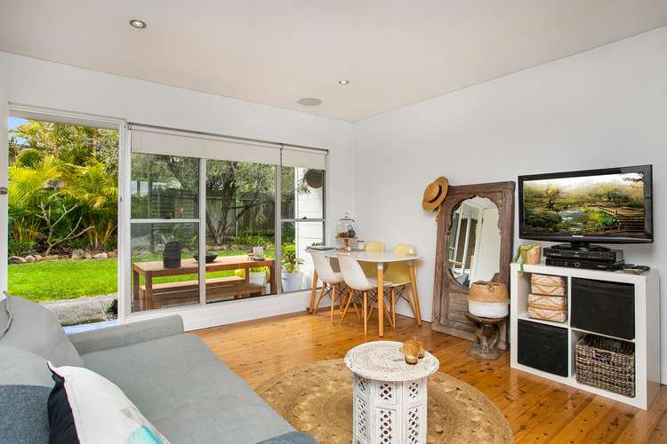 Second view of Homely apartment listing, 3/10 Marine Parade, Avalon NSW 2107