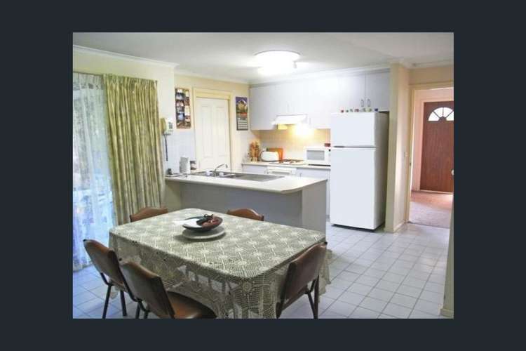 Third view of Homely house listing, 3 Comeram Court, Mill Park VIC 3082