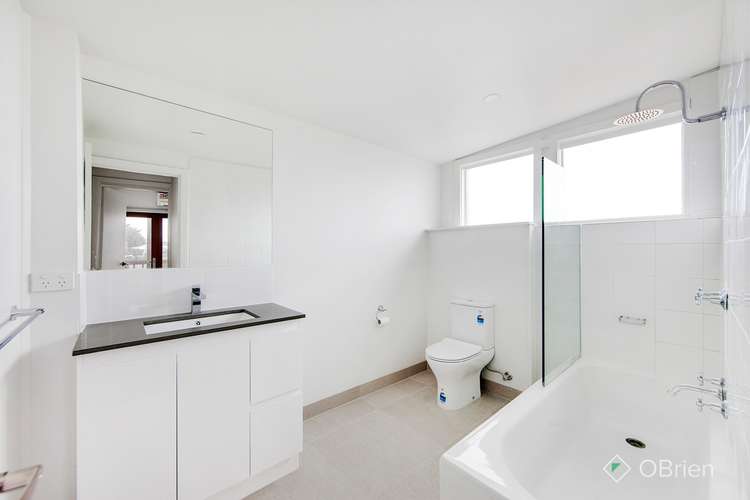 Fifth view of Homely unit listing, 3/170 Nepean Highway, Aspendale VIC 3195