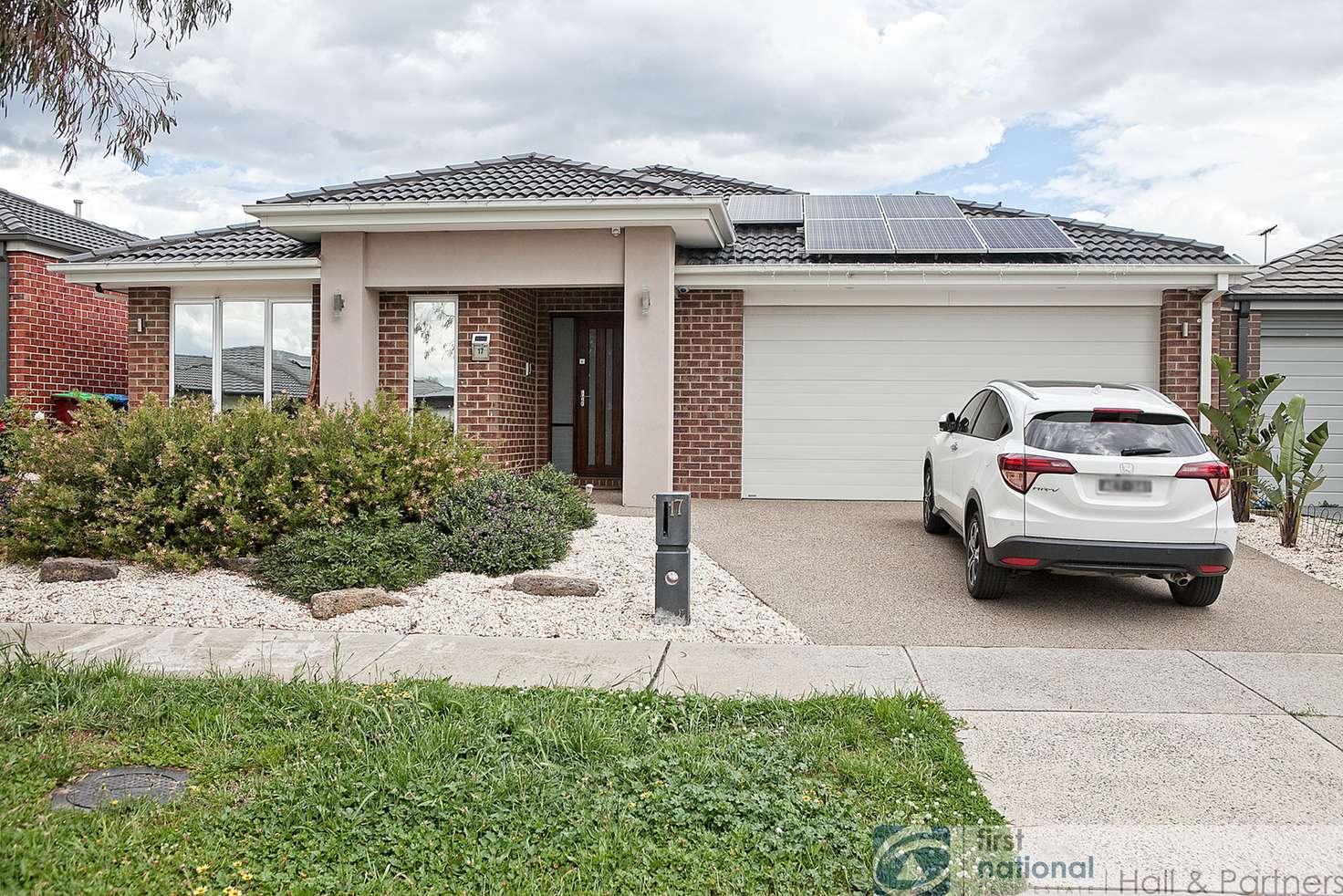Main view of Homely house listing, 17 City Vista Circuit, Cranbourne West VIC 3977