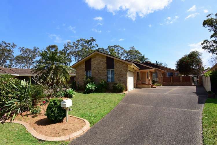 6 Crosby Place, Bomaderry NSW 2541