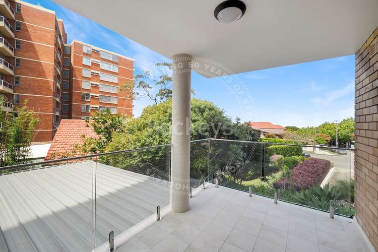 Second view of Homely apartment listing, 4/18 Cranbrook Avenue, Cremorne NSW 2090