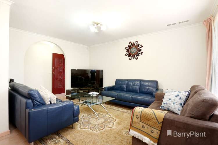 Fifth view of Homely house listing, 6 Indigo Court, Broadmeadows VIC 3047
