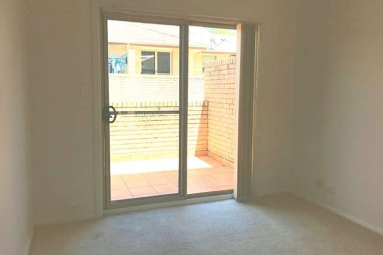 Fifth view of Homely townhouse listing, 10/82-86 Banksia Avenue, Engadine NSW 2233