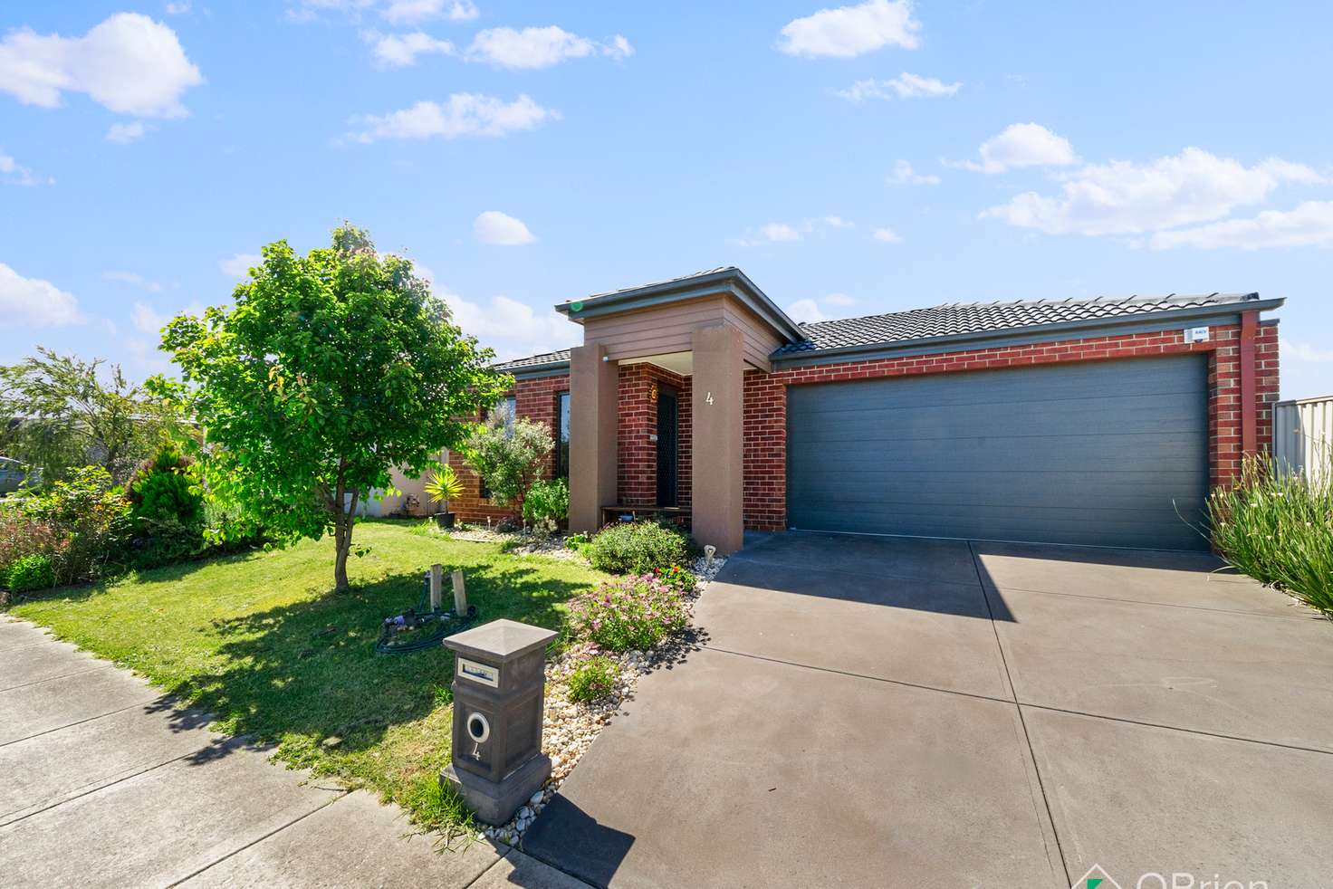 Main view of Homely house listing, 4 Rosella Avenue, Pakenham VIC 3810