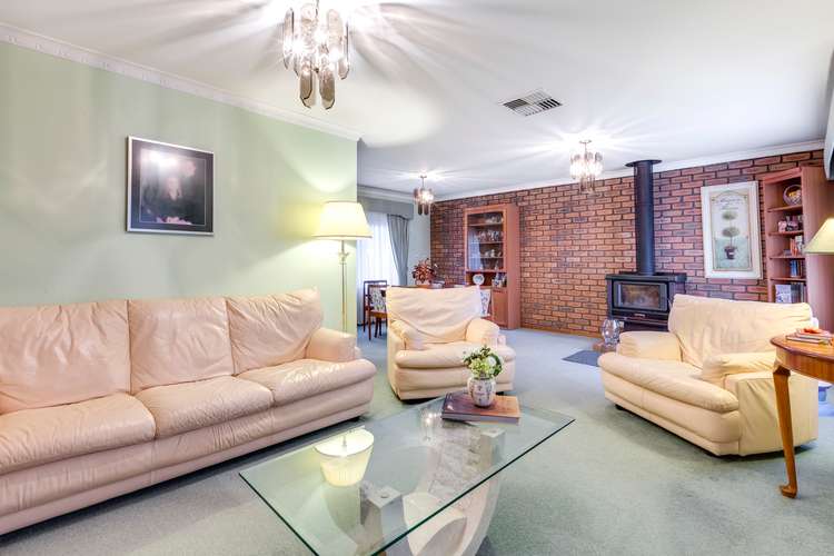 Third view of Homely house listing, 7 Dunraven Court, Sydenham VIC 3037