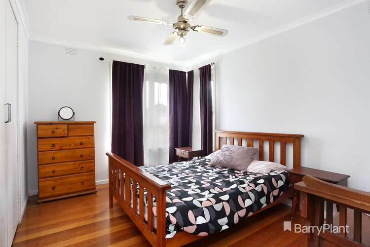 Fifth view of Homely house listing, 32 Kilmore Crescent, Dallas VIC 3047