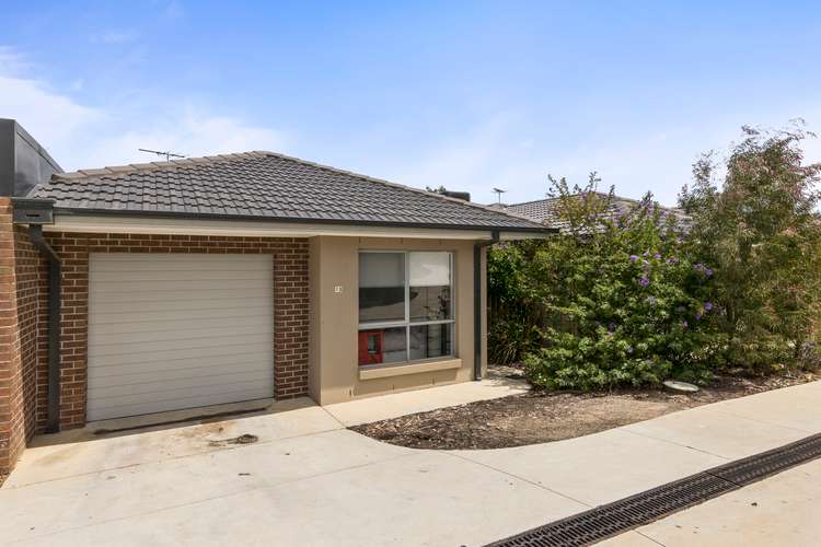 Main view of Homely unit listing, 13/11-15 Silverdale Drive, Darley VIC 3340