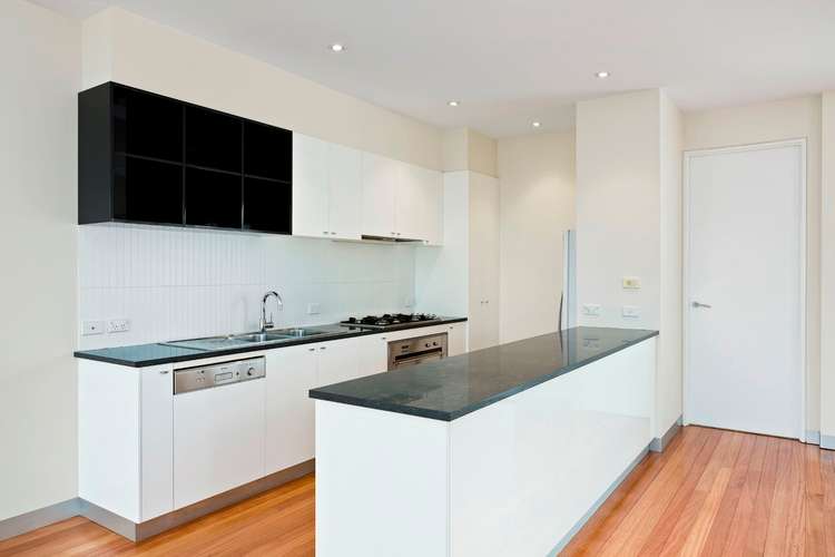 Fourth view of Homely townhouse listing, 1/7 Marine Avenue, St Kilda VIC 3182
