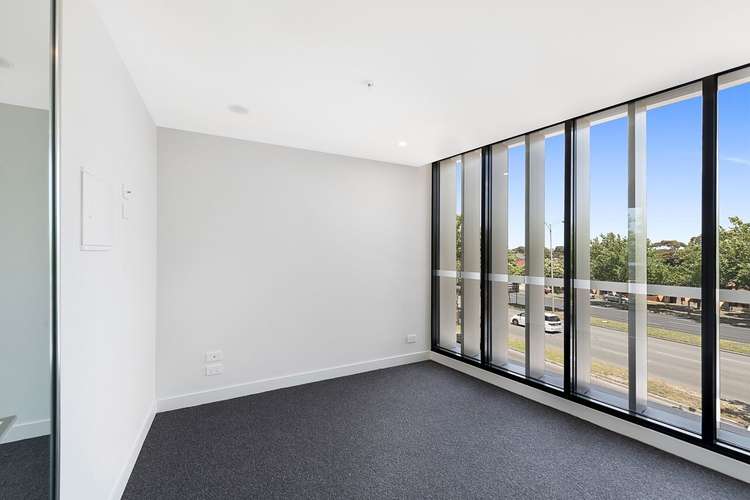 Fifth view of Homely apartment listing, Level 2/213/5-7 Nepean Highway, Elsternwick VIC 3185
