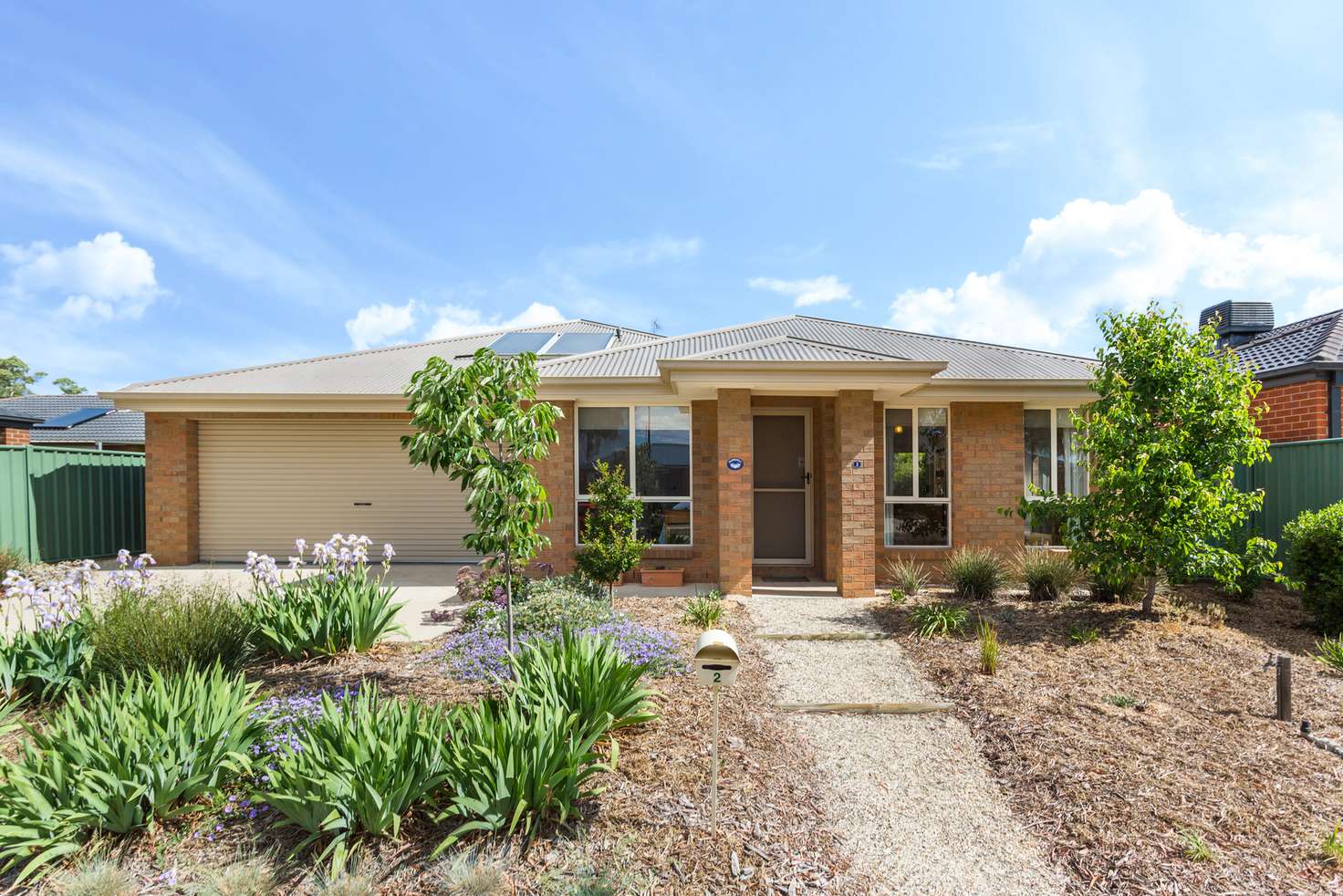 Main view of Homely house listing, 2 Arrawalli Avenue, Ascot VIC 3551