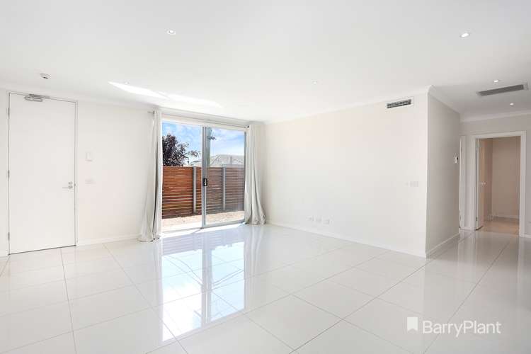 Fifth view of Homely apartment listing, 1B/19 South Street, Hadfield VIC 3046