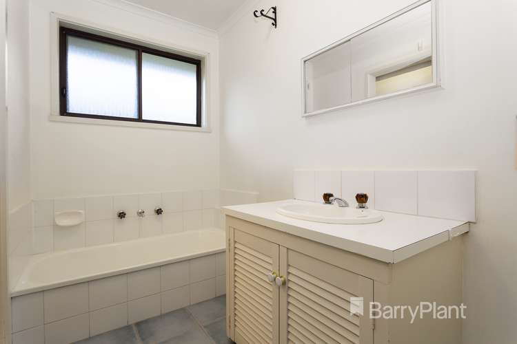 Fourth view of Homely unit listing, 2/9-11 Leach Street, Briar Hill VIC 3088