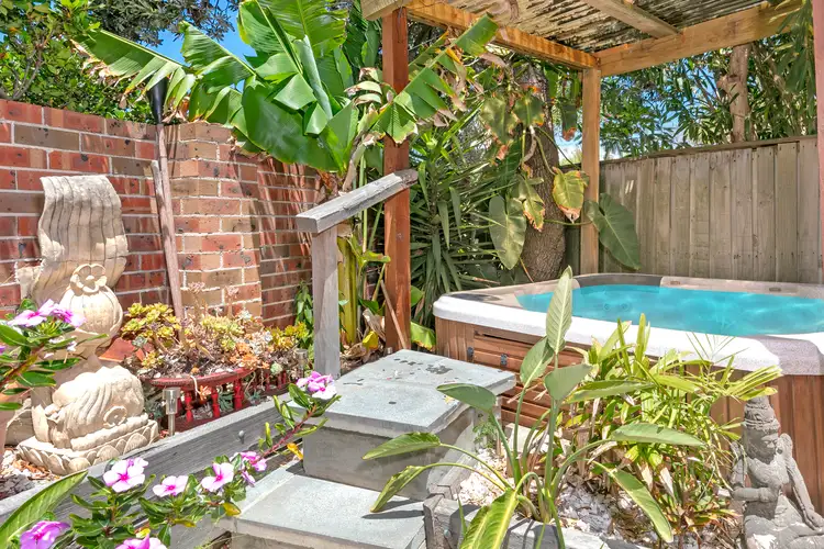 9/51 Adams Street, Curl Curl NSW 2096