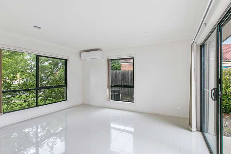Fifth view of Homely unit listing, 4/2 Edinburgh Drive, Beaconsfield VIC 3807