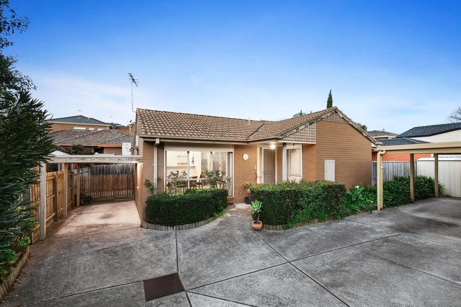 Main view of Homely townhouse listing, 2/42 Carrathool Street, Bulleen VIC 3105