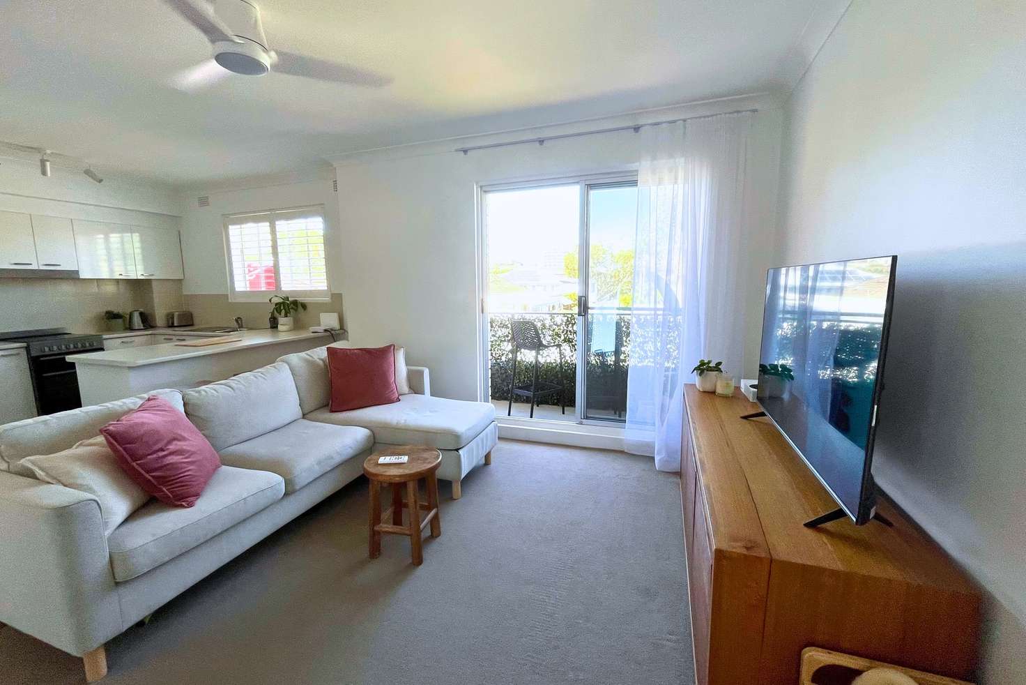 Main view of Homely apartment listing, 6/15 Ocean View Road, Freshwater NSW 2096