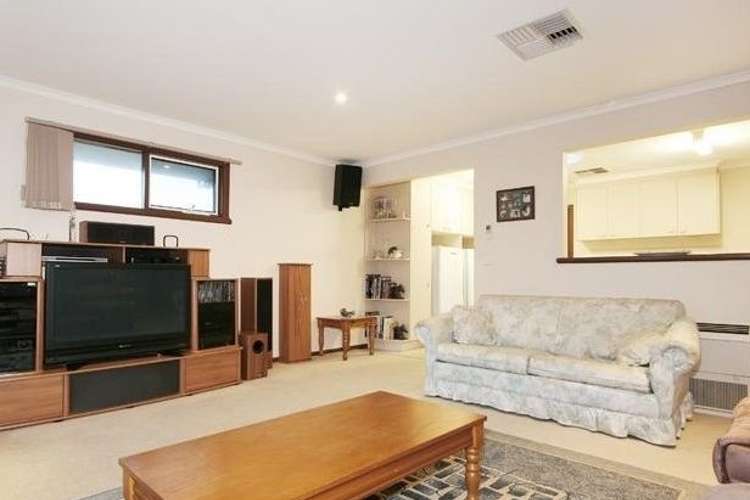 Fifth view of Homely house listing, 20 Bristol Court, Kilsyth VIC 3137