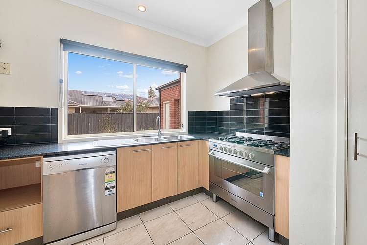 Fourth view of Homely house listing, 2 Merrowland Avenue, Cranbourne North VIC 3977