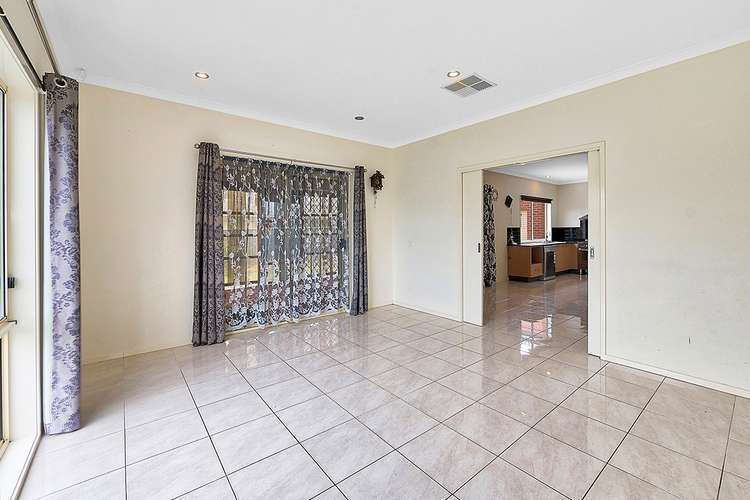 Fifth view of Homely house listing, 2 Merrowland Avenue, Cranbourne North VIC 3977