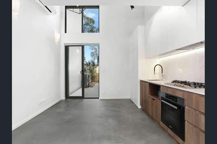 Main view of Homely apartment listing, 1/74 Surrey Street, Darlinghurst NSW 2010