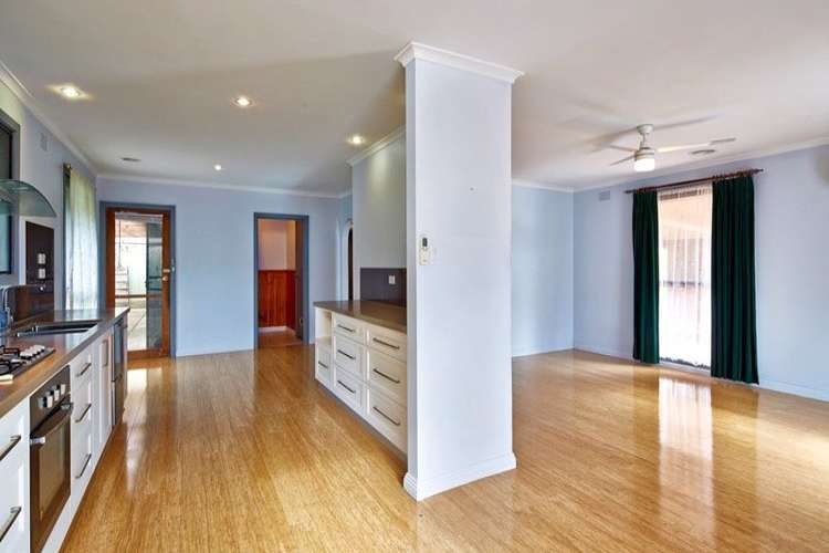 Third view of Homely house listing, 2 Warringa Court, Warragul VIC 3820