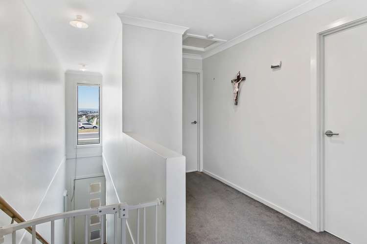 Sixth view of Homely townhouse listing, 33 Kosciuszko Circuit, Clyde VIC 3978