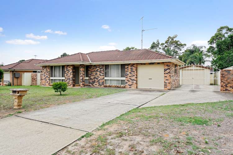 16 Manning Place, Currans Hill NSW 2567