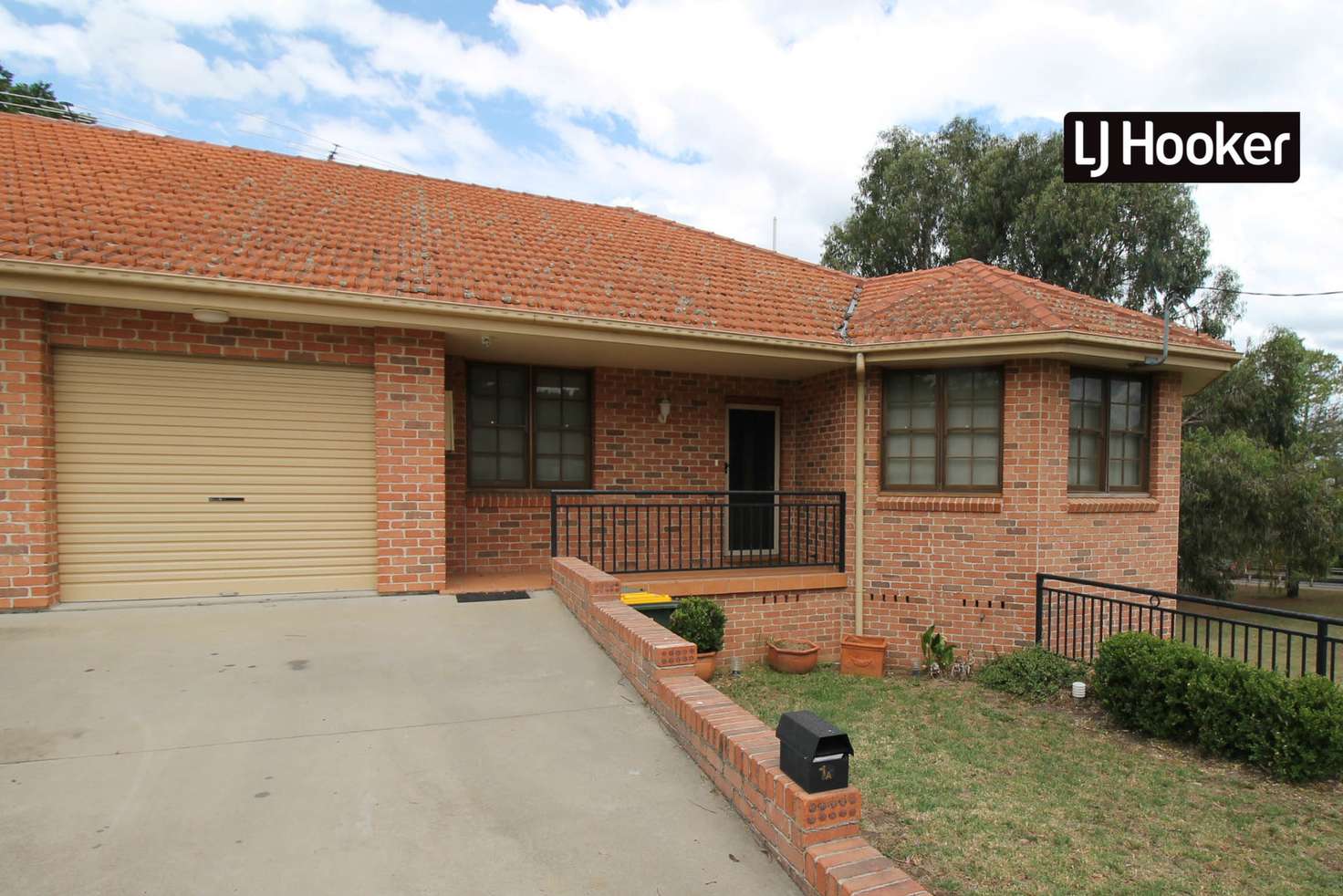 Main view of Homely townhouse listing, 1a Brae Street, Inverell NSW 2360