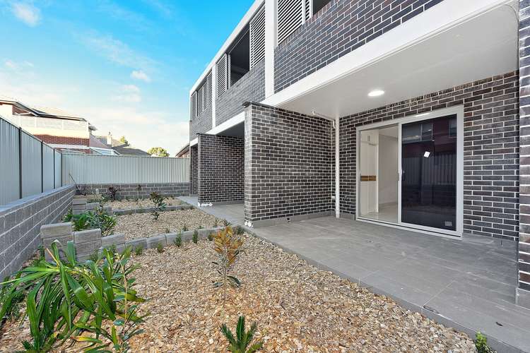 Fifth view of Homely studio listing, 11 Stuart Street, Concord West NSW 2138