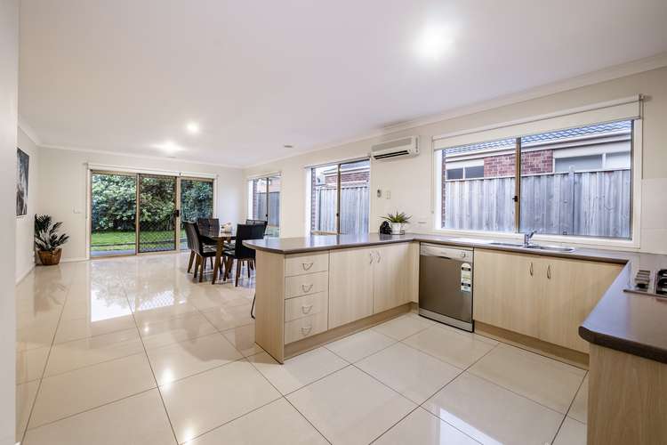 Fifth view of Homely house listing, 33 Evesham Street, Cranbourne North VIC 3977