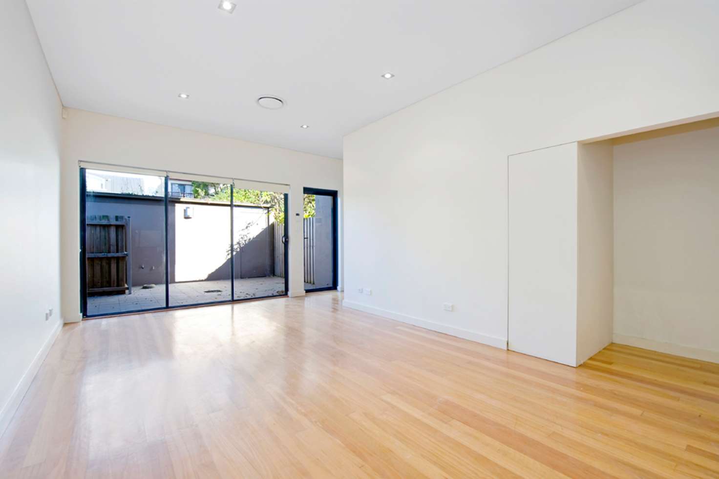 Main view of Homely semiDetached listing, 2/181 Old South Head Road, Bondi Junction NSW 2022