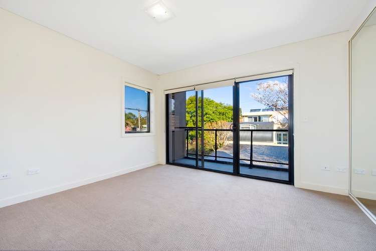 Third view of Homely semiDetached listing, 2/181 Old South Head Road, Bondi Junction NSW 2022