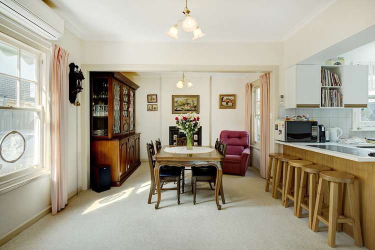 Fifth view of Homely unit listing, 10 Turnbull Street, Mornington VIC 3931