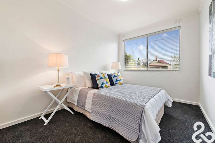 Third view of Homely apartment listing, 2/21 Martin Street, Thornbury VIC 3071