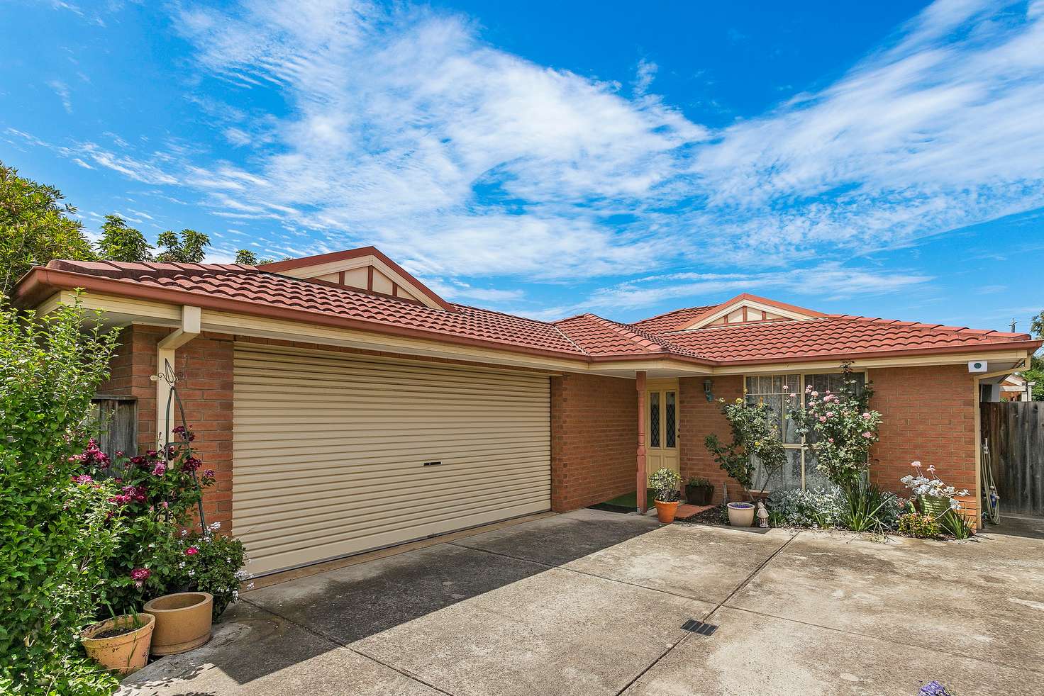 Main view of Homely villa listing, 2/5 May Avenue, Altona Meadows VIC 3028