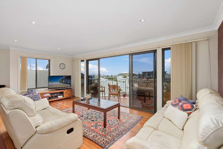 Third view of Homely townhouse listing, 1/72 Hood Street, Coffs Harbour NSW 2450