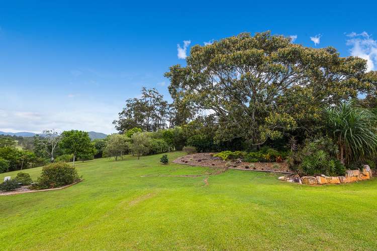Sixth view of Homely house listing, 8 Don Lee Close, Armstrong Creek QLD 4520