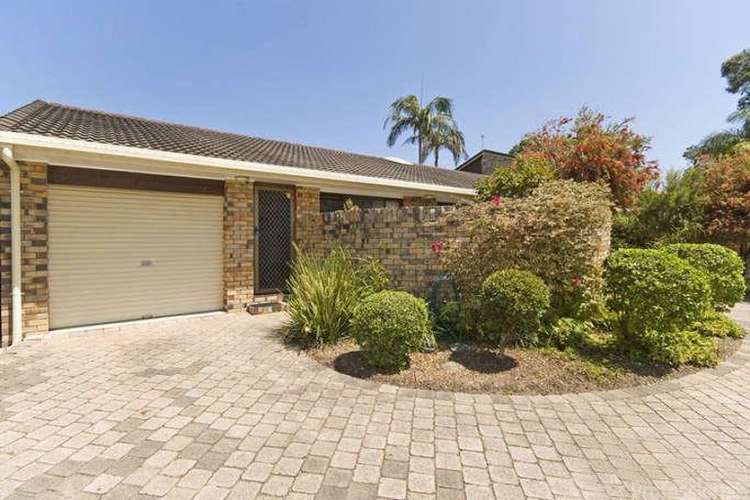 Main view of Homely villa listing, 1/26 Dunlin Drive, Burleigh Waters QLD 4220