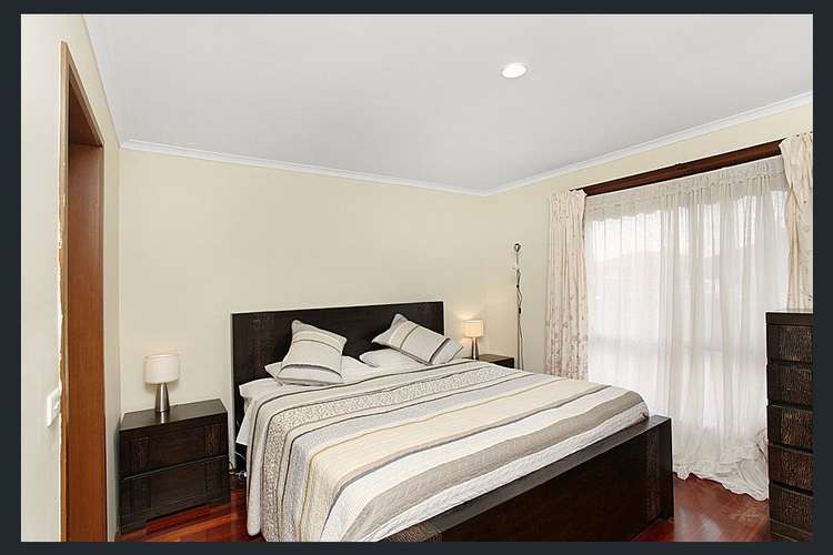 Sixth view of Homely house listing, 8 Berrigan Court, Werribee VIC 3030