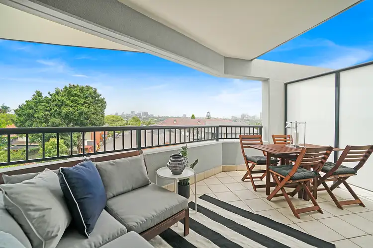 214/128 Sailors Bay Road, Northbridge NSW 2063