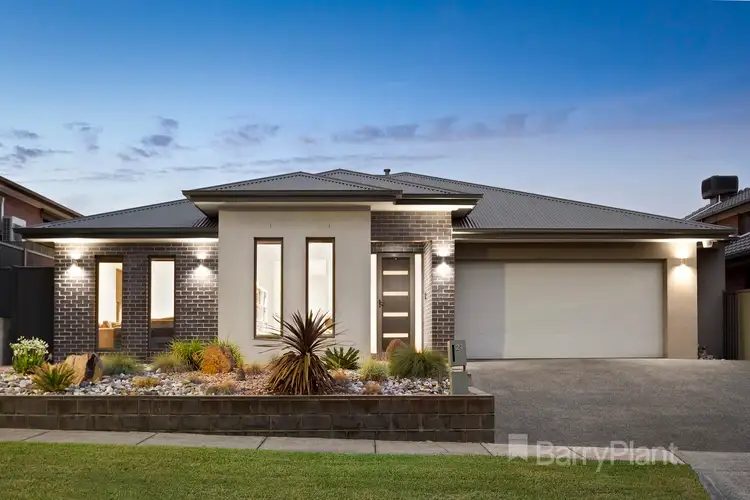 21 Binnak Drive