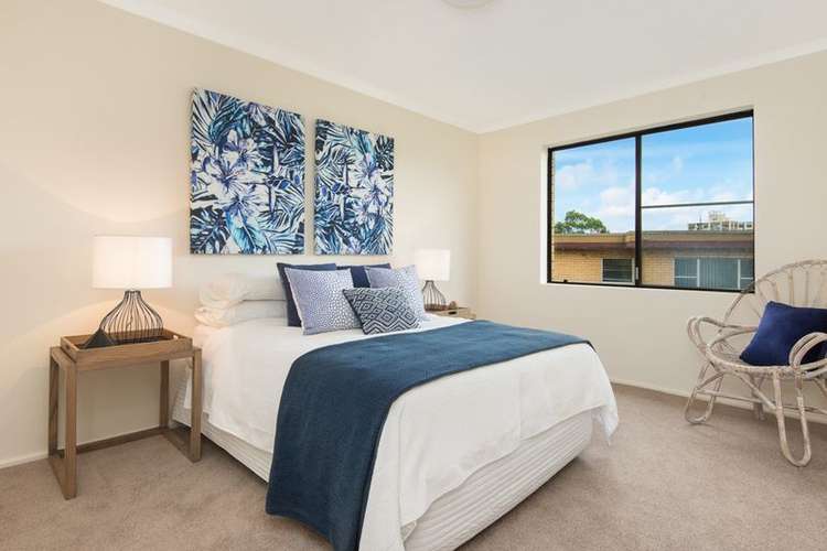 Third view of Homely apartment listing, 9/2 Ivy Street, Wollstonecraft NSW 2065