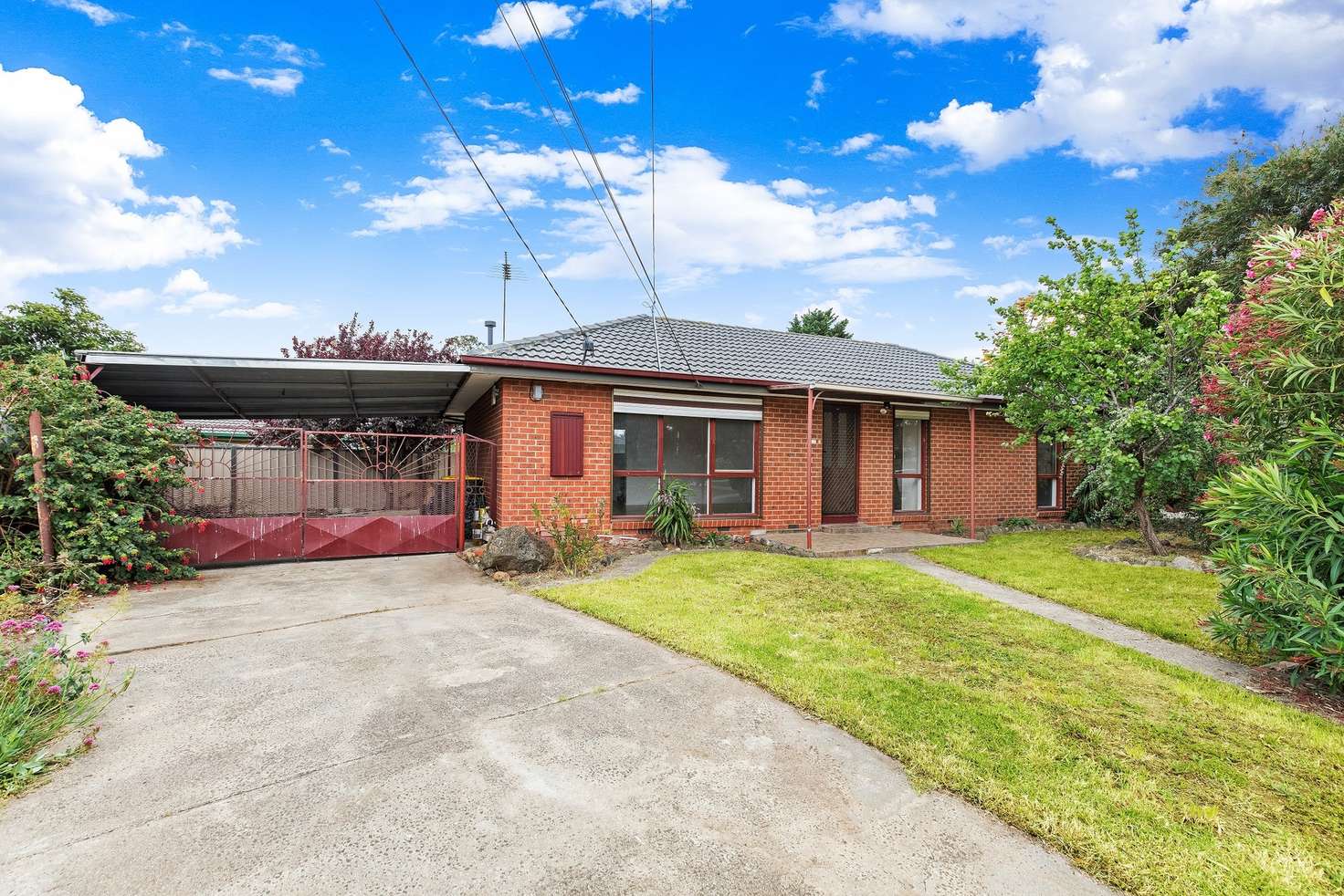 Main view of Homely house listing, 8 Tilbury Court, Kings Park VIC 3021