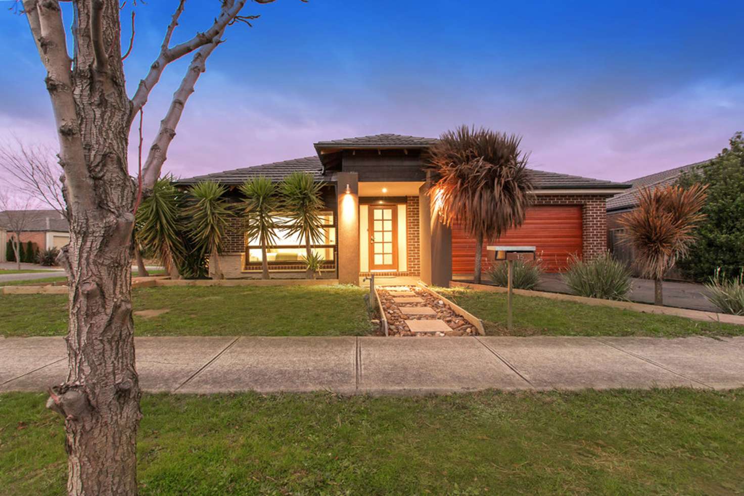 Main view of Homely house listing, 15 Manorwood Way, Berwick VIC 3806